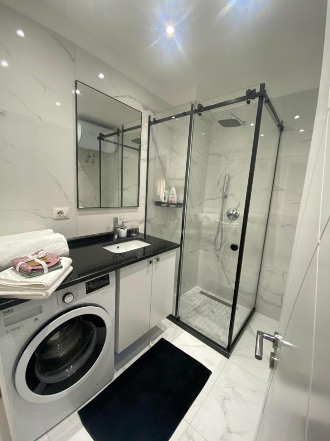 Tirana New Bazaar-Apartment 1 ภายนอก รูปภาพ