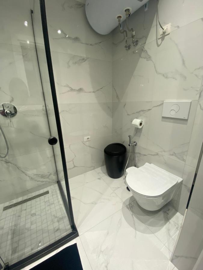Tirana New Bazaar-Apartment 1 ภายนอก รูปภาพ