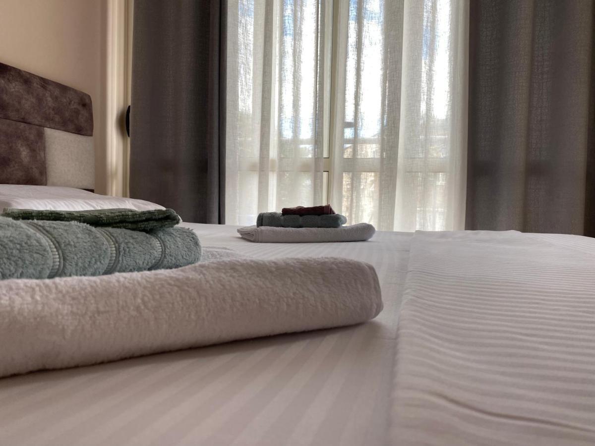Tirana New Bazaar-Apartment 1 ภายนอก รูปภาพ