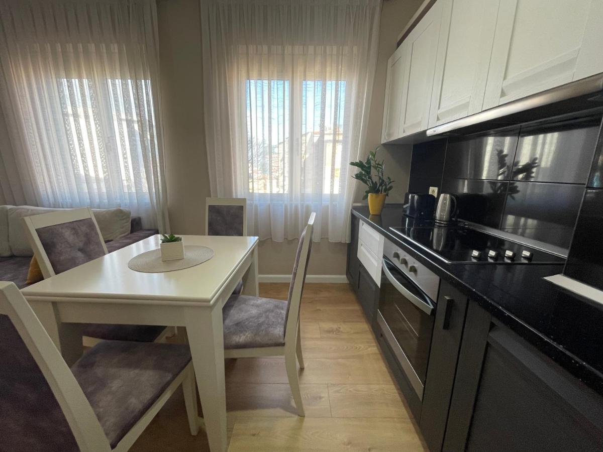 Tirana New Bazaar-Apartment 1 ภายนอก รูปภาพ
