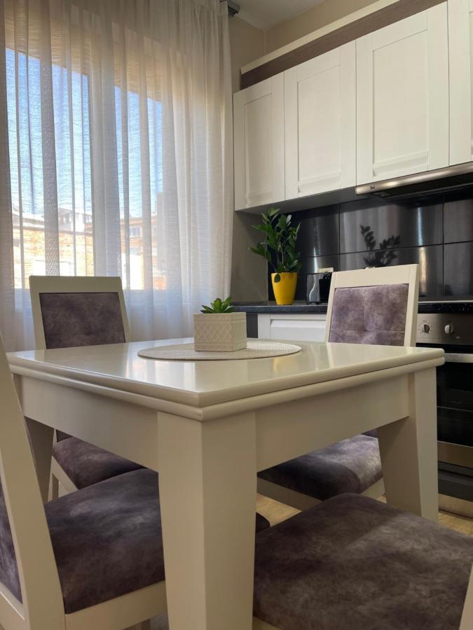 Tirana New Bazaar-Apartment 1 ภายนอก รูปภาพ