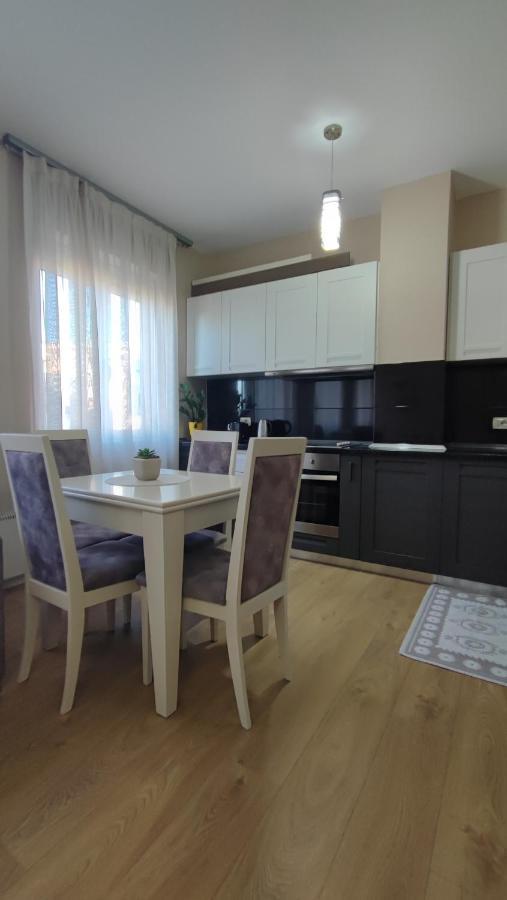 Tirana New Bazaar-Apartment 1 ภายนอก รูปภาพ